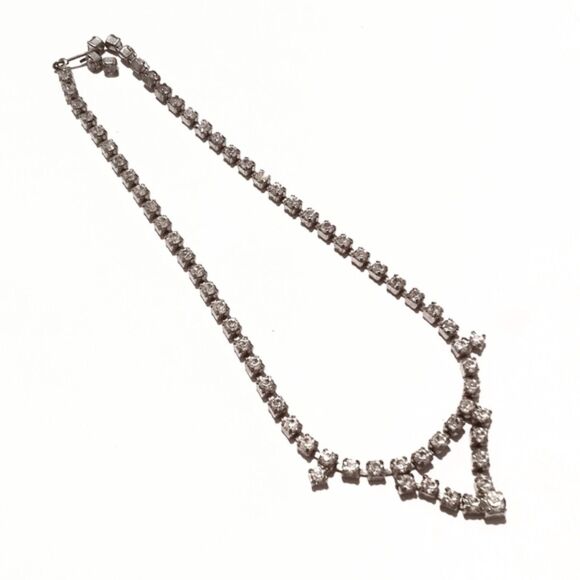 Vintage Delicate Prong Set Clear Rhinestone Choker Mid Century Necklace - Picture 5 of 6